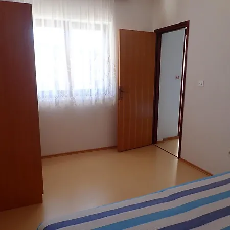 With Parking Space Starigrad, Paklenica - 25820 Appartamento Starigrad Paklenica